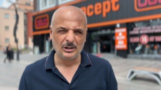 Boluda bir vatandaş peşin telefon satmayan işletmeye tepki gösterdi