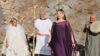 Bozcaadada Ozanın Günü ve Homeros Okuması 24üncü kez edebiyatseverlerle buluştu