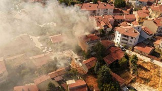 Bozüyükte müstakil evde çıkan yangın ekipler tarafından söndürüldü