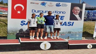 Bursa Büyükşehir Belediyesporlu kanocular madalyaları topladı