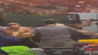 Bursada esnaf kavgası kamerada: Sandalyeler havada uçuştu