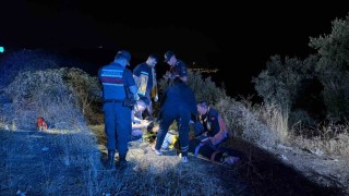 Bursada şarampole yuvarlanan motosikletin sürücüsü yaralandı