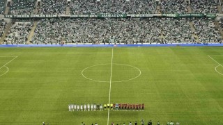 Bursaspor Eskişehirspor maçında orman şehitleri anıldı