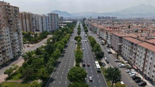 Büyükşehirin 20 milyon TLlik yatırımla yenilediği havalimanı yoluna vatandaşlardan tam not