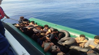 Çanakkalede 18 kaçak göçmen yakalandı