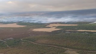 Çanakkalede devam eden orman yangınına havadan ve karadan yoğun müdahale devam ediyor