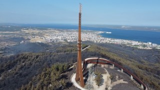 Çanakkalede yaşanan orman yangınında yanan yerler dron ile görüntülendi