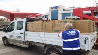 Canik Belediyesinden sağlık kurumlarına 100 bin maske desteği