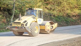 Canikte 52 mahallede yol çalışması