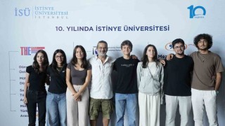 CERN liseler arası Demet Hattı yarışmasını kazanan öğrenciler İstinye Üniversitesinde buluştu