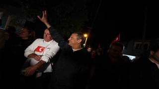 CHP Genel Başkanı Özel, Zafer Yolundan Kocatepeye yürüdü