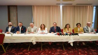 CHPli vekillerden Manisa çıkarması