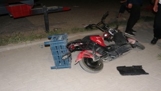 Cizrede otomobil motokuryeye çarptı: 1 yaralı