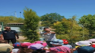 Çocuk sosyal tesisleri öğrencileri sera alanını gezdi