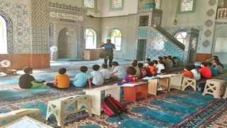 Çocuklara güvenli yaşamın temelleri anlatıldı