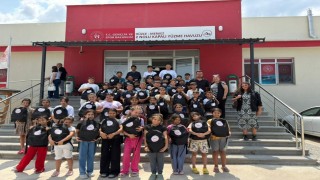 Çocuklara yüzme eğitimi