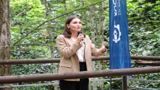 Çocuklardan erken yaşta yüksek beklenti kaygıya yol açıyor