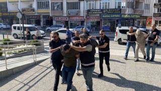 Çorum merkezli 4 ilde silah kaçakçılarına operasyon: 13 gözaltı