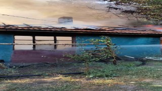 Çorumda yanan ev kullanılmaz hale geldi