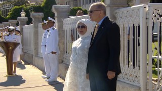 Cumhurbaşkanı Erdoğan, Boğaz geçişi yapan 9 gemiyi selamladı