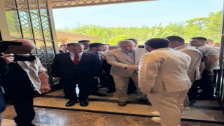 Cumhurbaşkanı Erdoğan cuma namazını Okluk Millet Camiinde kıldı