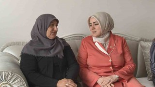 Cumhurbaşkanı Erdoğanın mektubu, Karsta şehit annesine teslim edildi