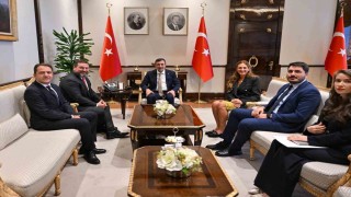 Cumhurbaşkanı Yardımcısı Yılmaz, Kaspi.kz CEOsu ve Hepsiburada Yönetim Kurulu Başkanı Mikheil Lomtadzeyi kabul etti