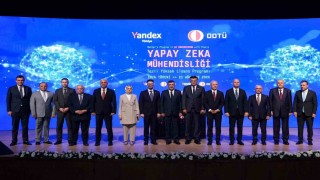 Cumhurbaşkanı Yardımcısı Yılmaz: Yapay zekanın 2030a kadar küresel ekonomiye 15,7 trilyon dolarlık katkı sağlayacağını tahmin ediyoruz