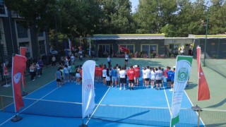 Demirci, ANALİG Tenis Turnuvasına ev sahipliği yapıyor