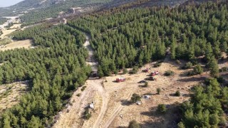 Denizlide yanan orman sahası havadan görüntülendi