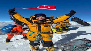 Denizlili dağcı K2 Dağı zirvesine ayak basan ilk Türk kadın dağcı oldu