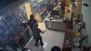 Deprem anı Manisada kameralara yansıdı