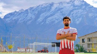 Derecikten İstanbula bir transfer: Serkan Arslan Kağıthane Sporda