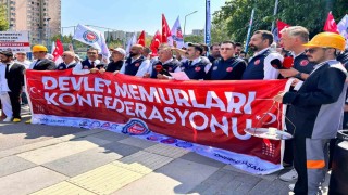 Devlet Memurları Konfederasyonudan Çalışma ve Sosyal Güvenlik Bakanlığı önünde 8. Dönem Toplu Sözleşme eylemi