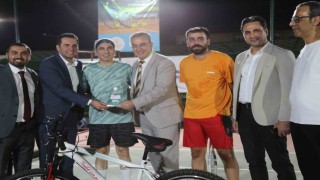 Diyarbakır İl Sağlık Müdürlüğü tenis turnuvası finali gerçekleşti