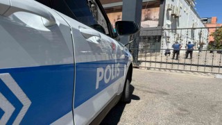 Diyarbakırda eski eşinin ailesi tarafından silahlı saldırıya uğrayan şahıs yaralandı