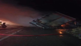 Diyarbakırda tır yangınında sürücü yaralandı