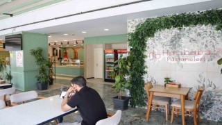 Diyarbakırın 40 yıllık tatlı firmasından iflas iddialarına açıklama: 40 yıla aşkın büyük bir firmayız. İğne ucu kadar bir küçülmeye de gitmedik