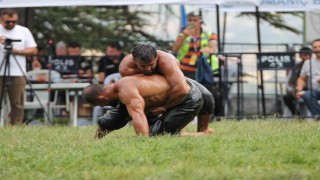 Domaniçte 664. Yağlı Pehlivan Güreşleri büyük coşkuyla gerçekleşti