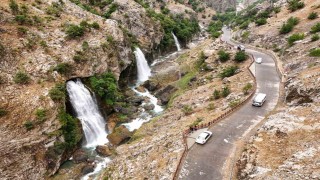 Dünyanın en yüksekteki ikinci şelalesi havadan görüntülendi: Eşsiz manzarası kendine hayran bıraktırdı