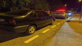 ‘Dur ihtarına uymayan ehliyetsiz sürücü yakalandı