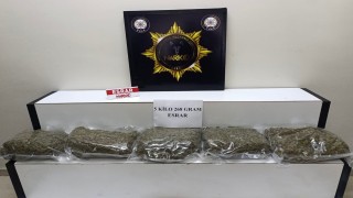 Edremitte 5 kilogram esrar ele geçirildi