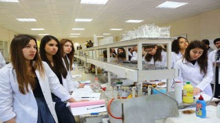 Ege Üniversitesi Gıda Mühendisliği Bölümü, güçlü araştırma altyapısı ve projeleriyle ön plana çıkıyor