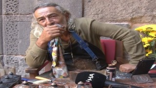 El sanatları ustasından gençlere çağrı: Dijital ortamlar yerine el becerisi kazanın