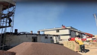 Elazığda çatı yangını