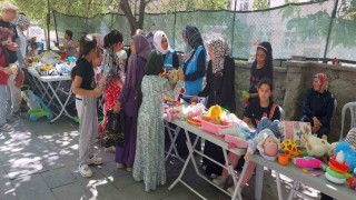 Elazığda Oyuncağımın Geliri Gazzeye projesi