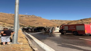 Elazığda tır devirdi: 1 yaralı