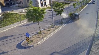 Elazığda trafik kazası kameralara yansıdı