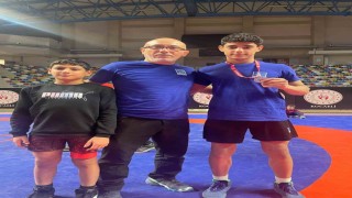 Elazığlı güreşçi milli takım kampında