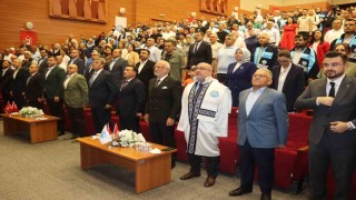Elitaşa fahri doktora verildi